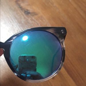 Diff Eyewear Accessories - DIFF Sunglasses Diff Eyewear Accessories - DIFF Sunglasses